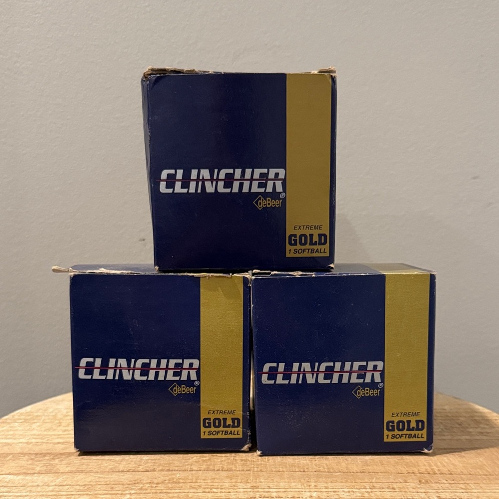 Clincher deBeer Extreme Gold Softball, 3 softballs, VINTAGE 2001